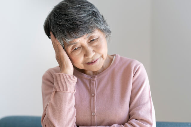 夕暮れ症候群とは？原因と対策を分かりやすく解説