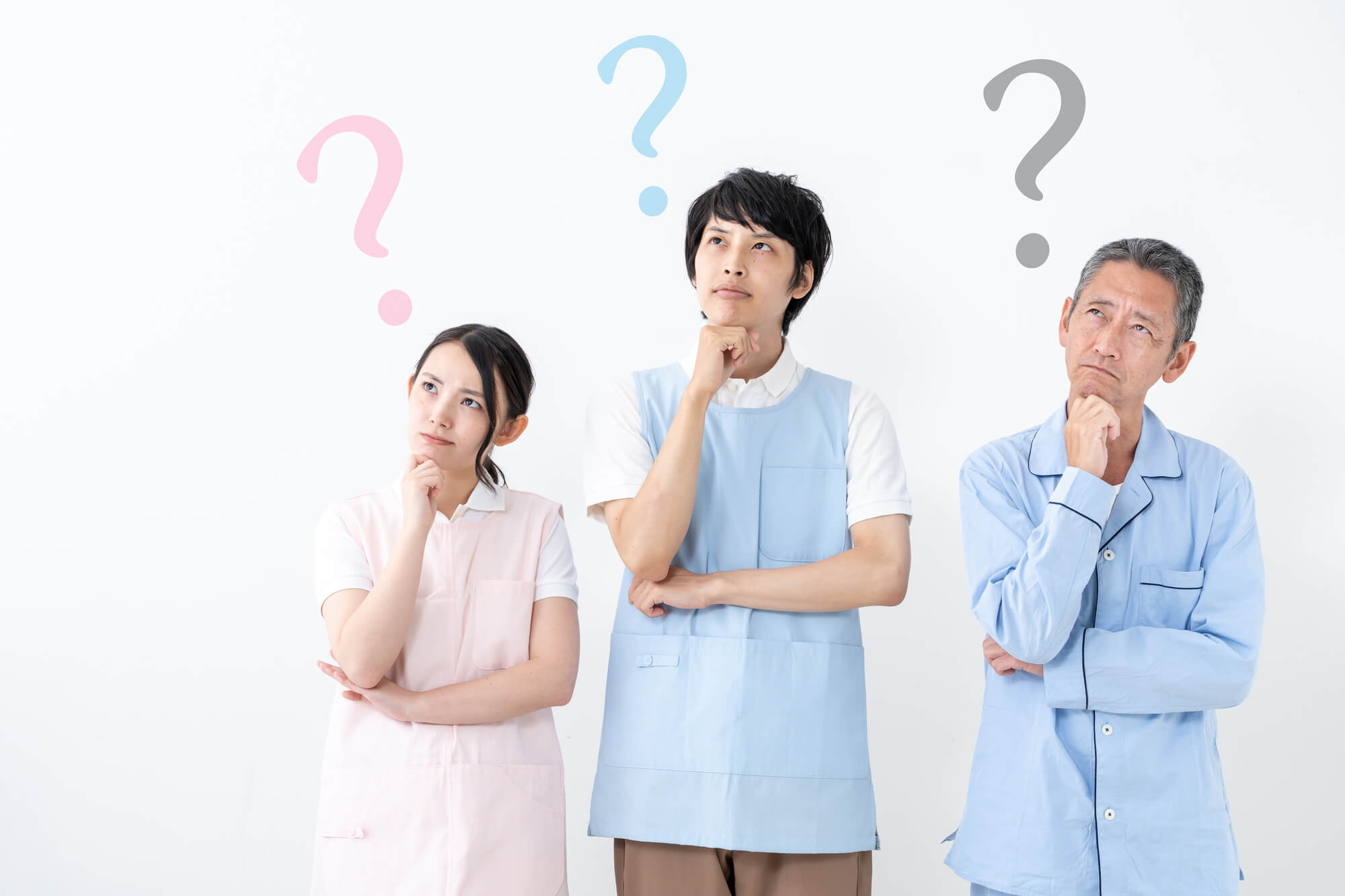 介護福祉士の試験は簡単？合格率が高い理由や注意点、取得のメリットも解説